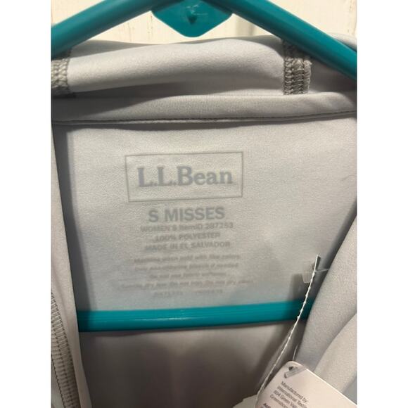 L. L. Bean Hoody No Fly Zone Hooded Pullover NWT in Gray Women Misses size Small - Picture 6 of 13